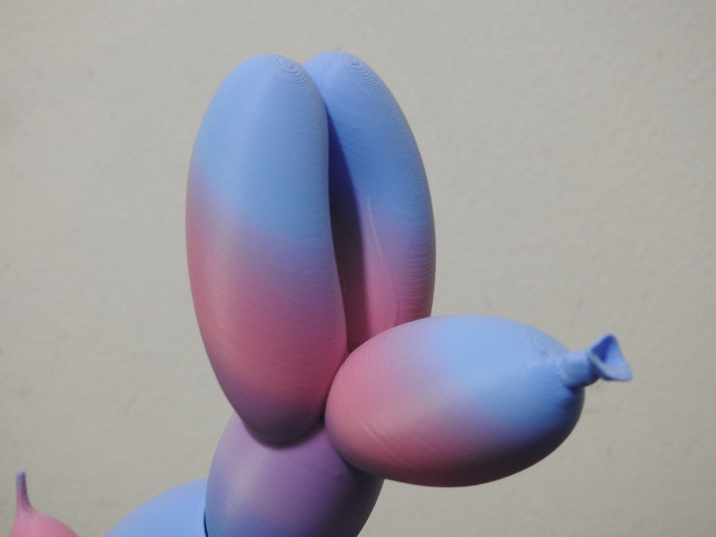 Fun Sitting Balloon Dog