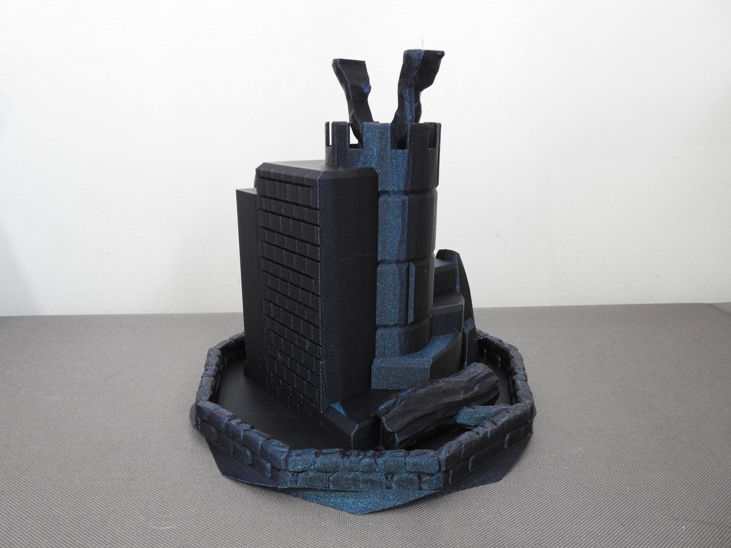 Xl Dragon Castle Stand
