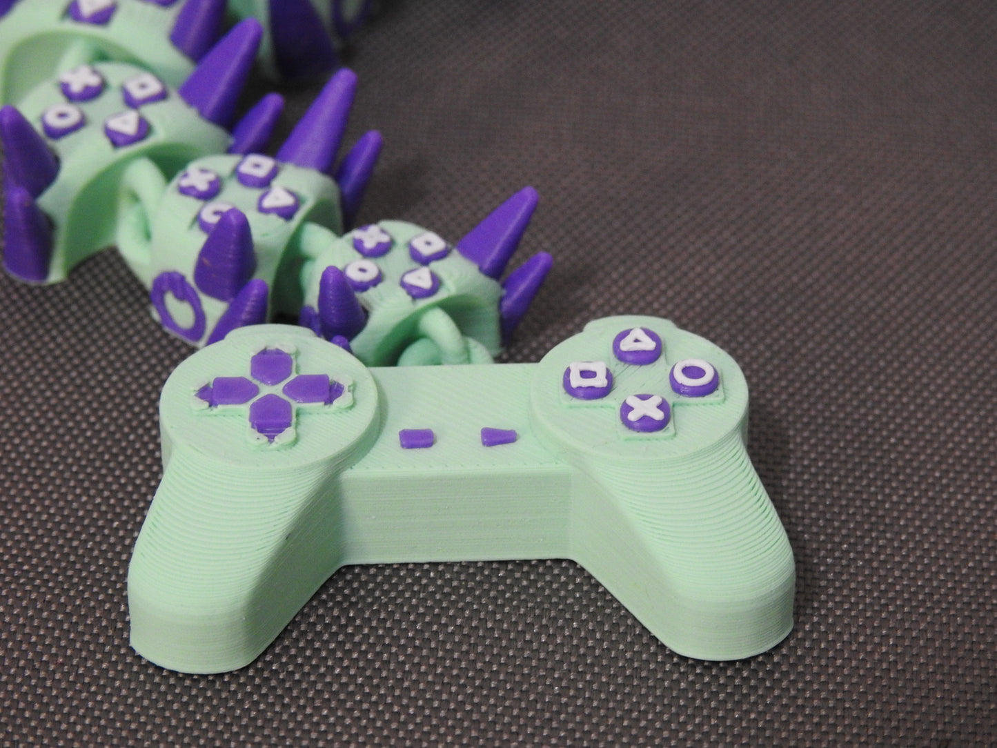 Girls Gamer Dragon