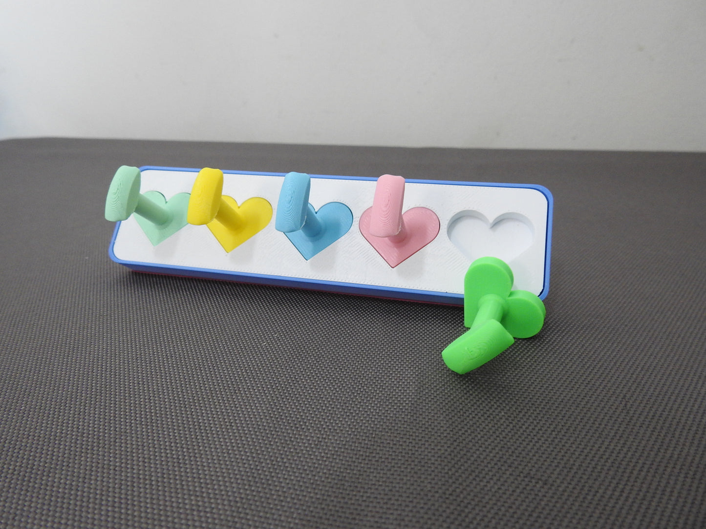 Heart Nail Stand