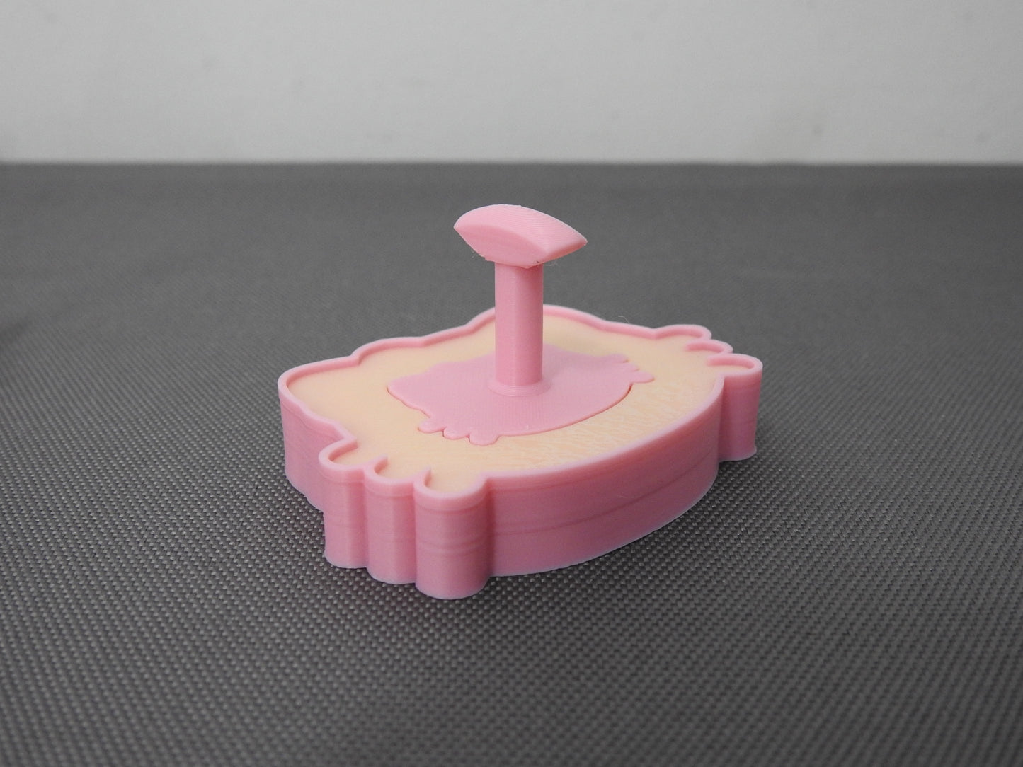 Hello Kitty Single Nail Stand