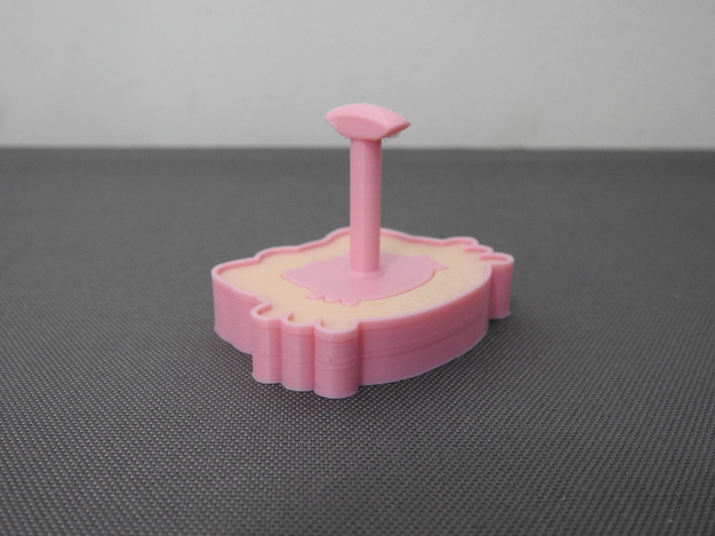 Hello Kitty Single Nail Stand
