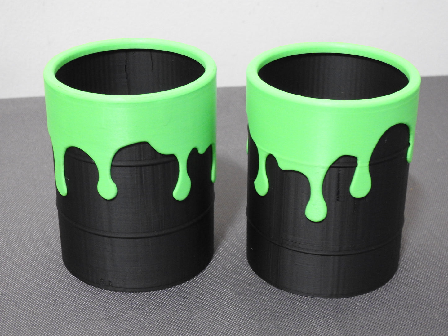 Slime Drum Brush Holder