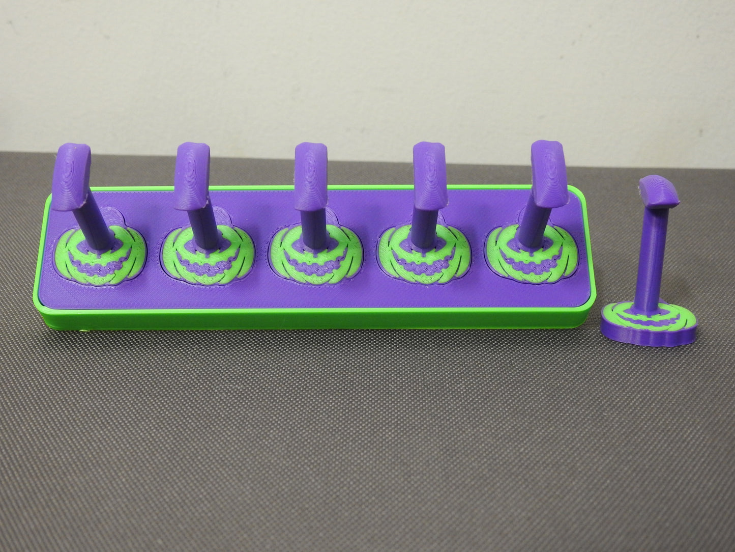Pumpkin Nail Stand