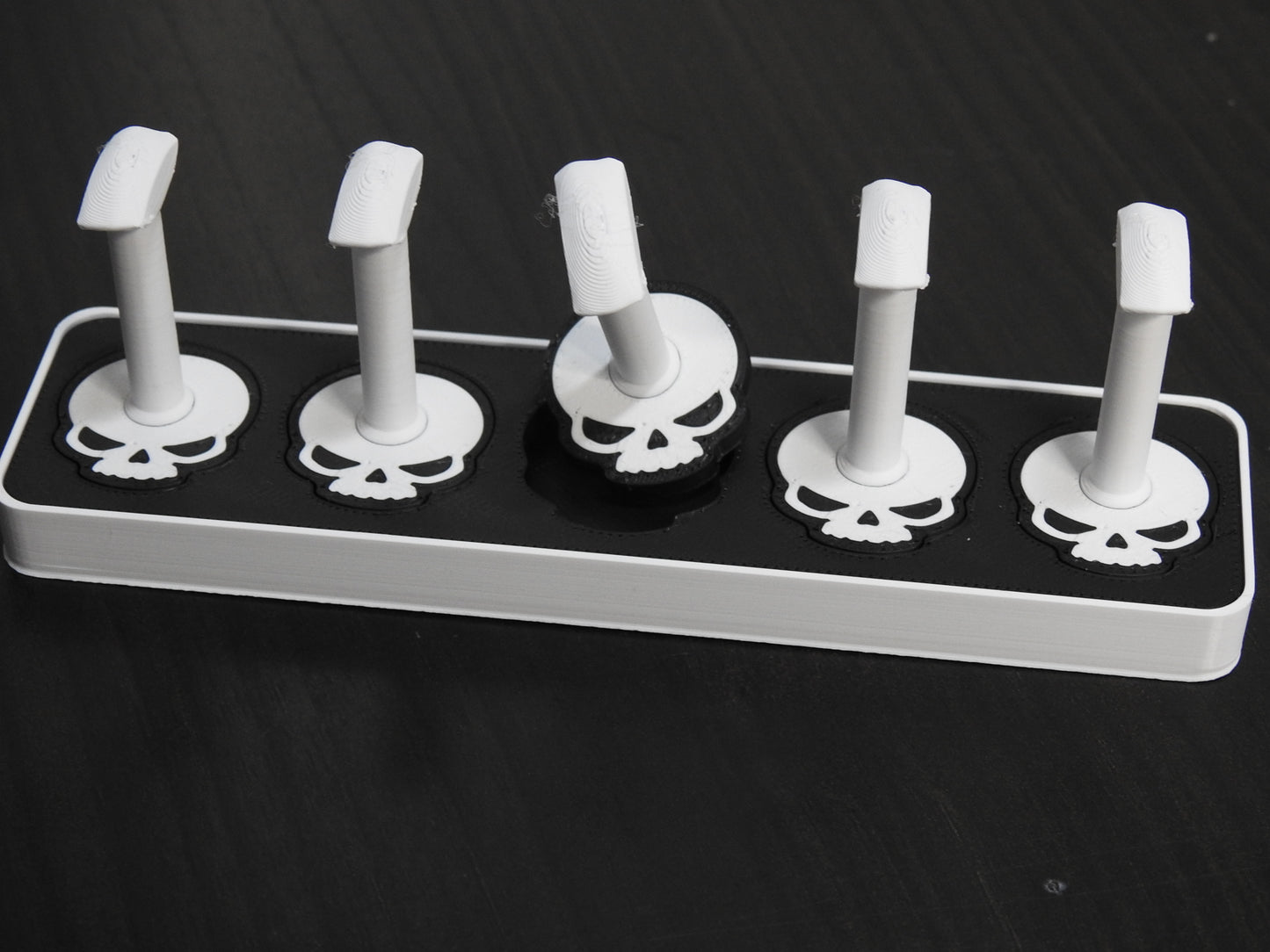 Skull Nail Stand