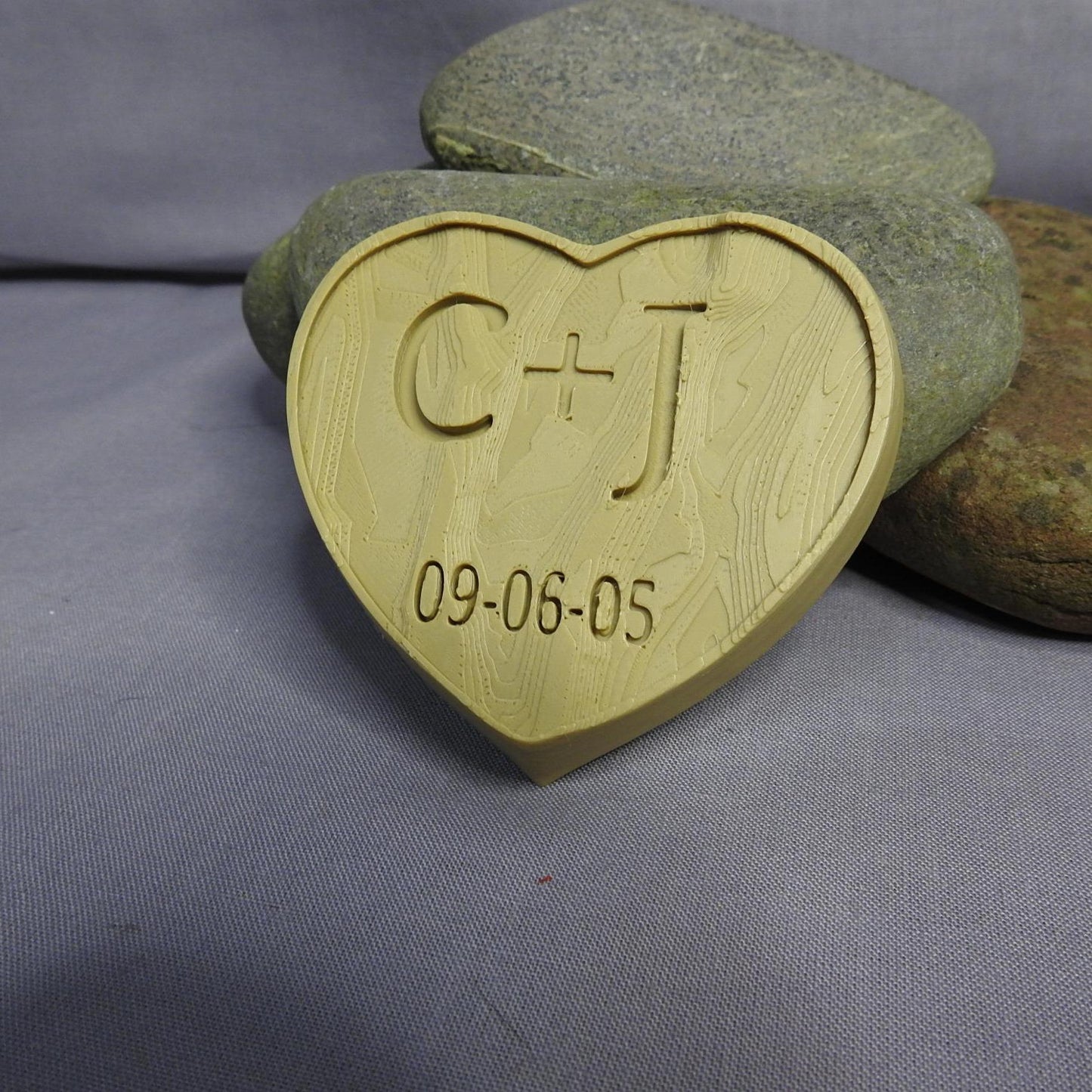Valentines wood effect heart