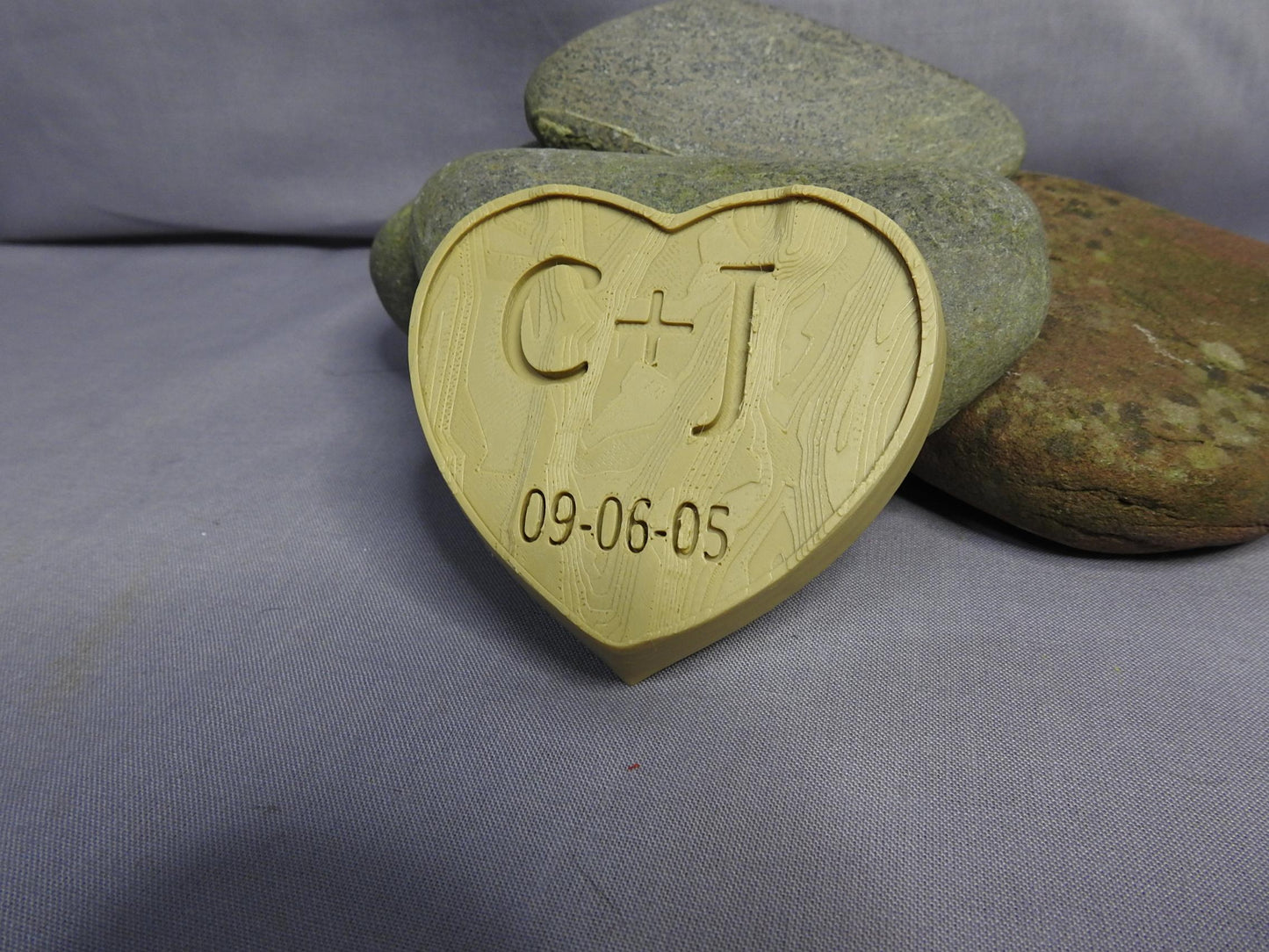 Valentines wood effect heart